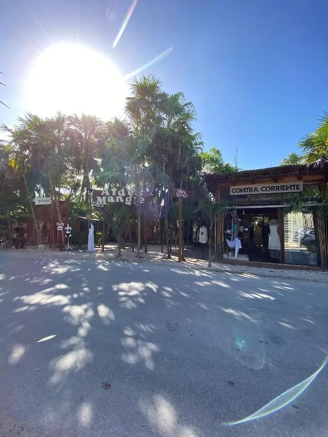 Cabanas Tulum - Aldea Mangle & Cenote Lodge